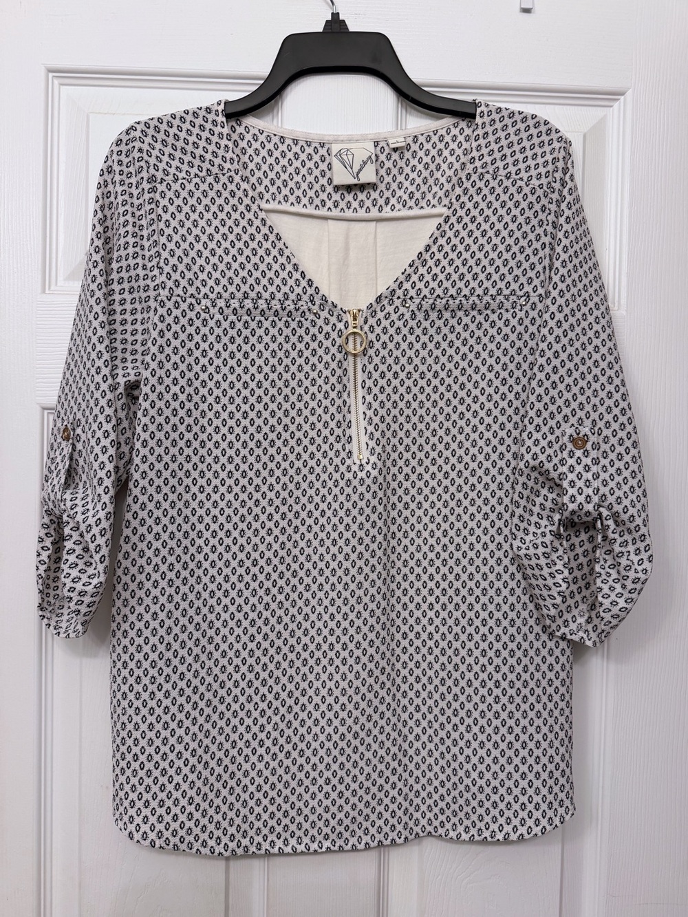 Women's Cream and Black Geo-Print Zip-Neck Top